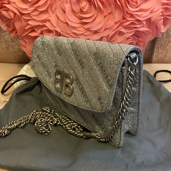 Balenciaga crossbody - Picture 3 of 7